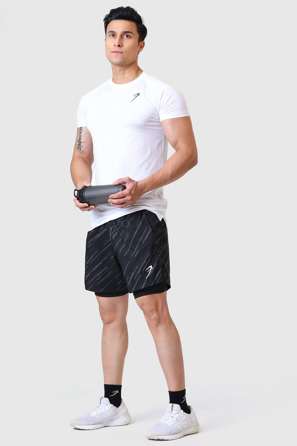 2 in 1 Printed Compression Shorts Black - Image 2