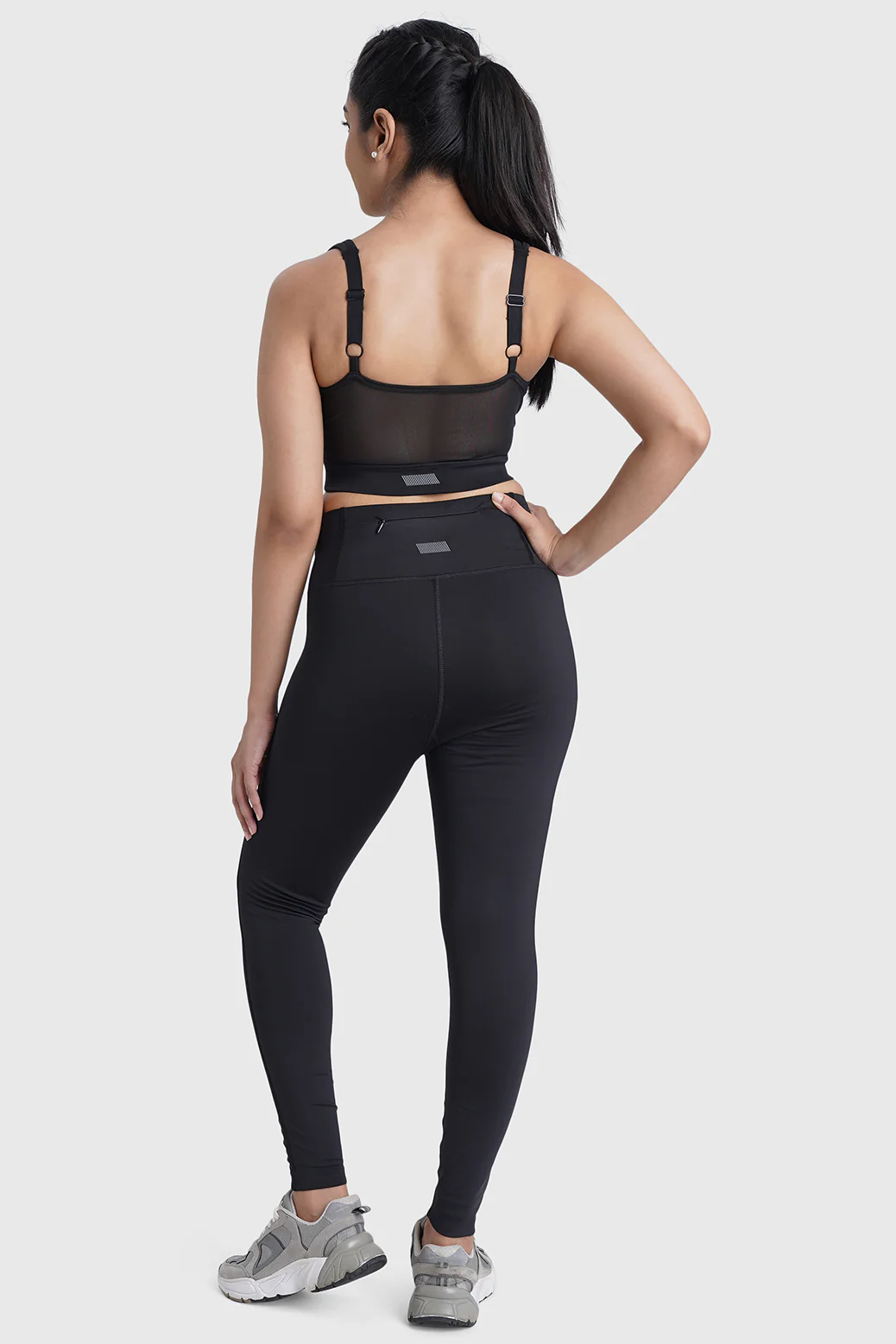 Active Full Support Sports Bra Black - Image 7