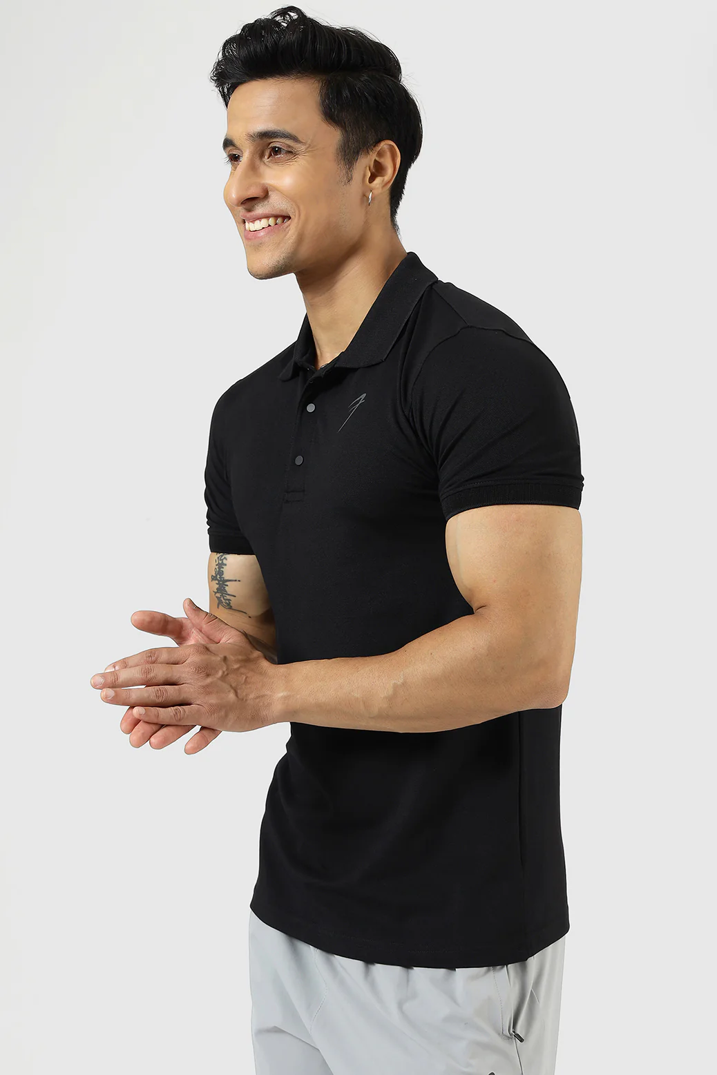 Aura Polo T-shirt Black - Image 5