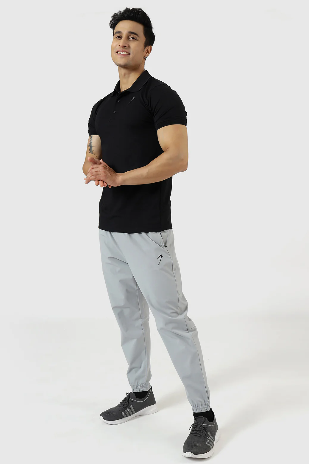Aura Polo T-shirt Black - Image 6