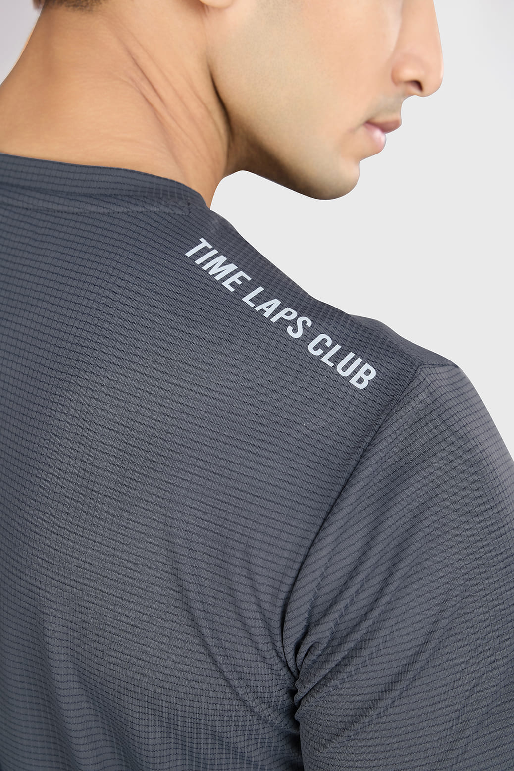 Checks Running T-shirt Grey - Image 5