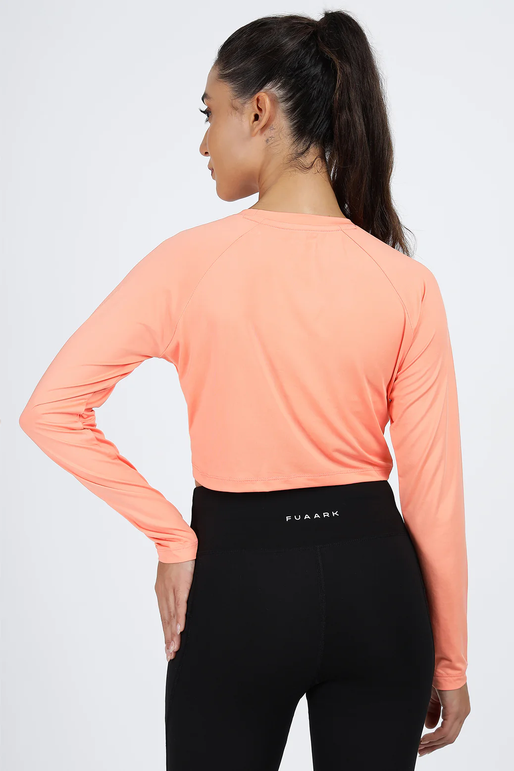 Classic Crop Top T-shirt Peach - Image 6