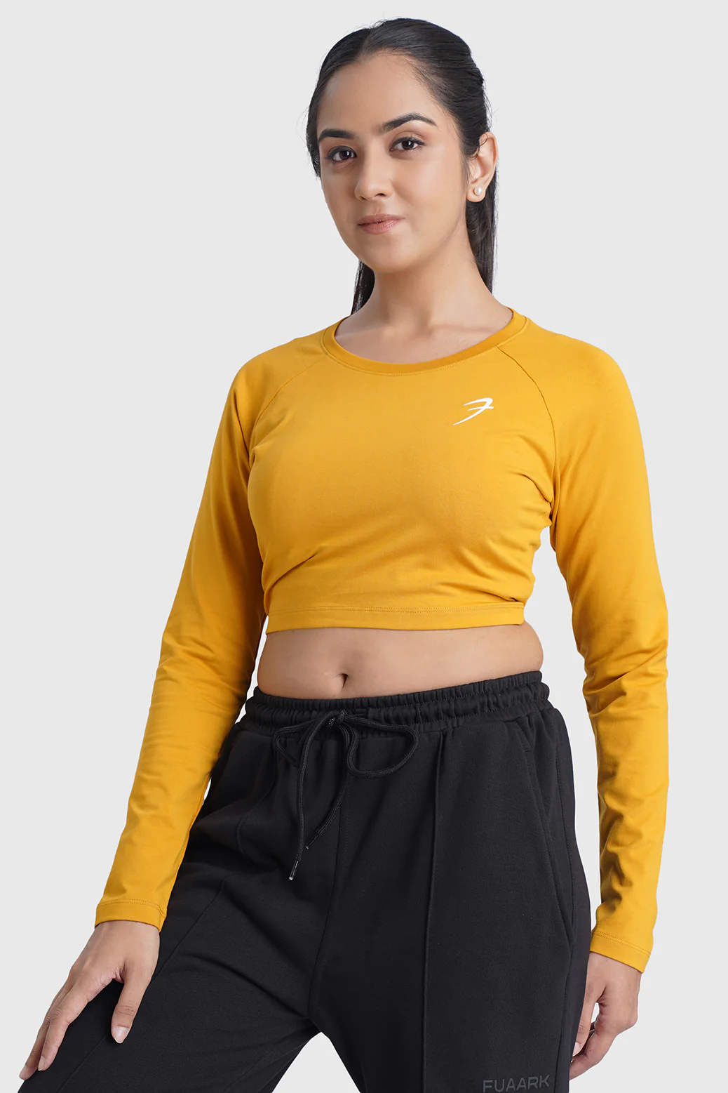 Legacy Crop Top T-shirt Mustard - Image 6