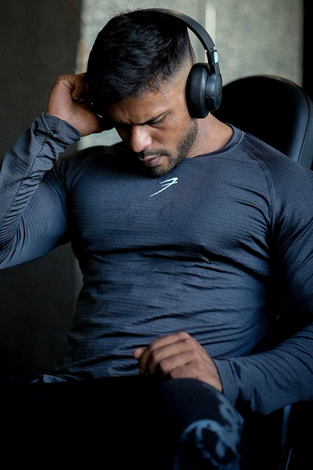 Midnight Fullsleeves T-shirt Dark Grey - Image 5