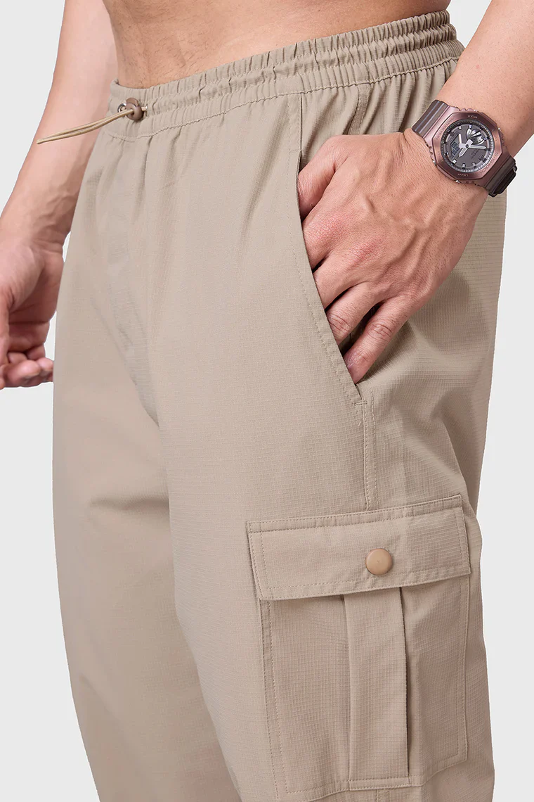 Off Duty Cargo Set - Image 3