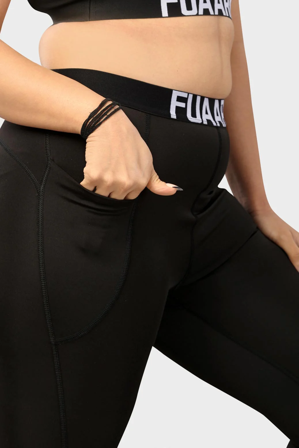 Pro Leggings Black - Image 4