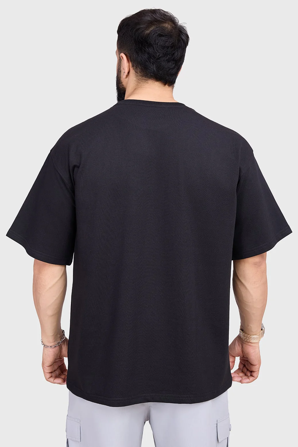 Refined Oversized T-shirt Black - Image 7