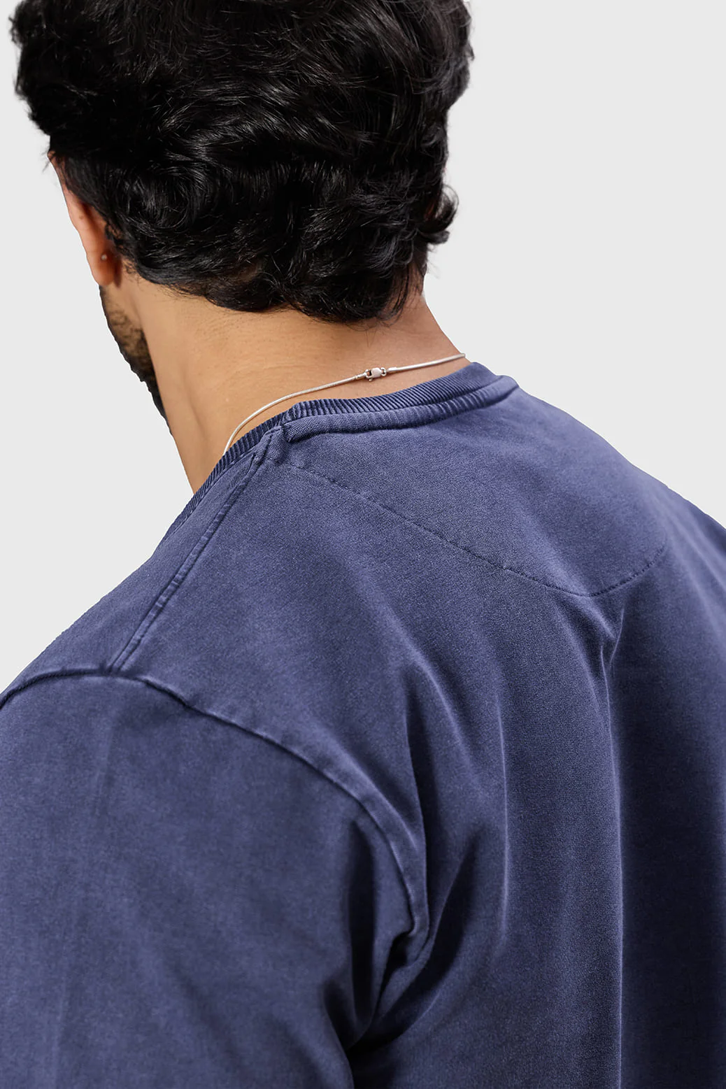 Shadow Washed Sweatshirt Navy - Image 5