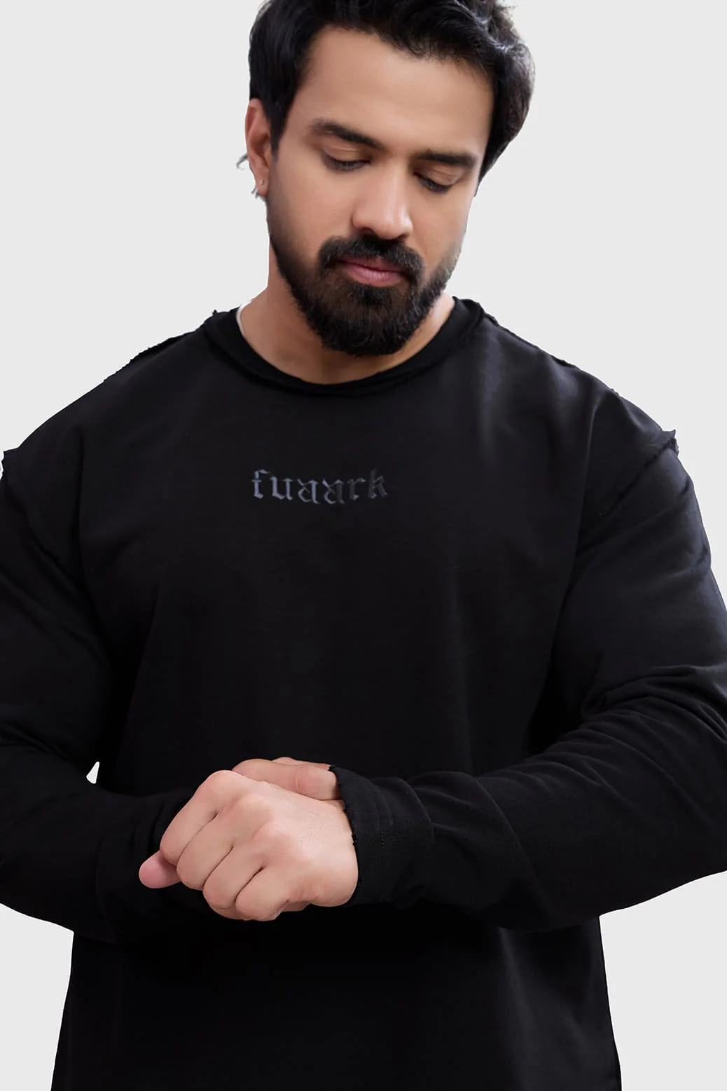 Shell Raw Sweatshirt Black - Image 4
