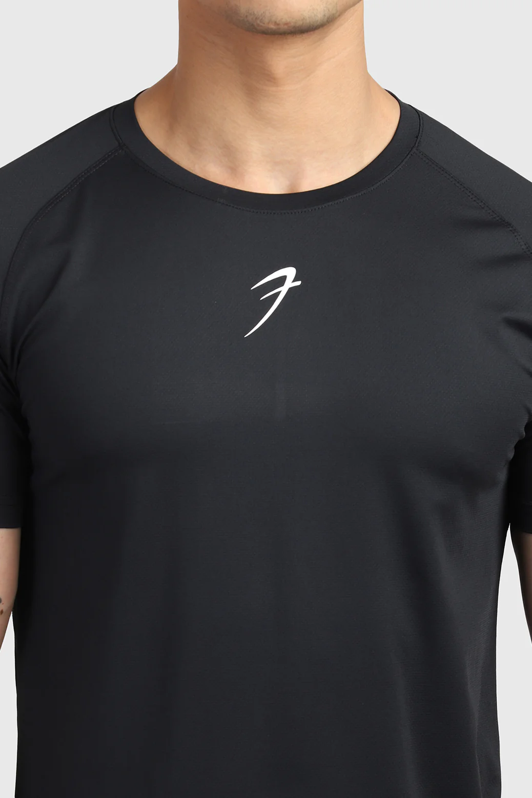 Sleek T-shirt Black / Logo - Image 3