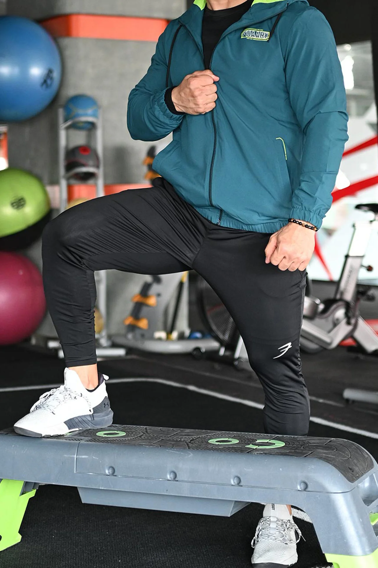 Velocity Jacket Sea Green - Image 2